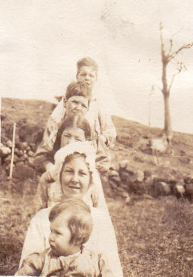 The Step Ladder - Elmer, Emerson, Marjorie, Alice, Marion