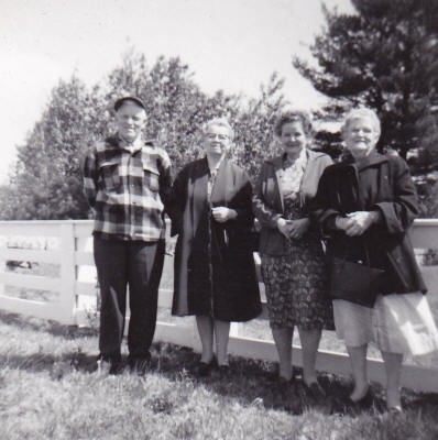 Oscar, Mabel, Grace, Gertrude